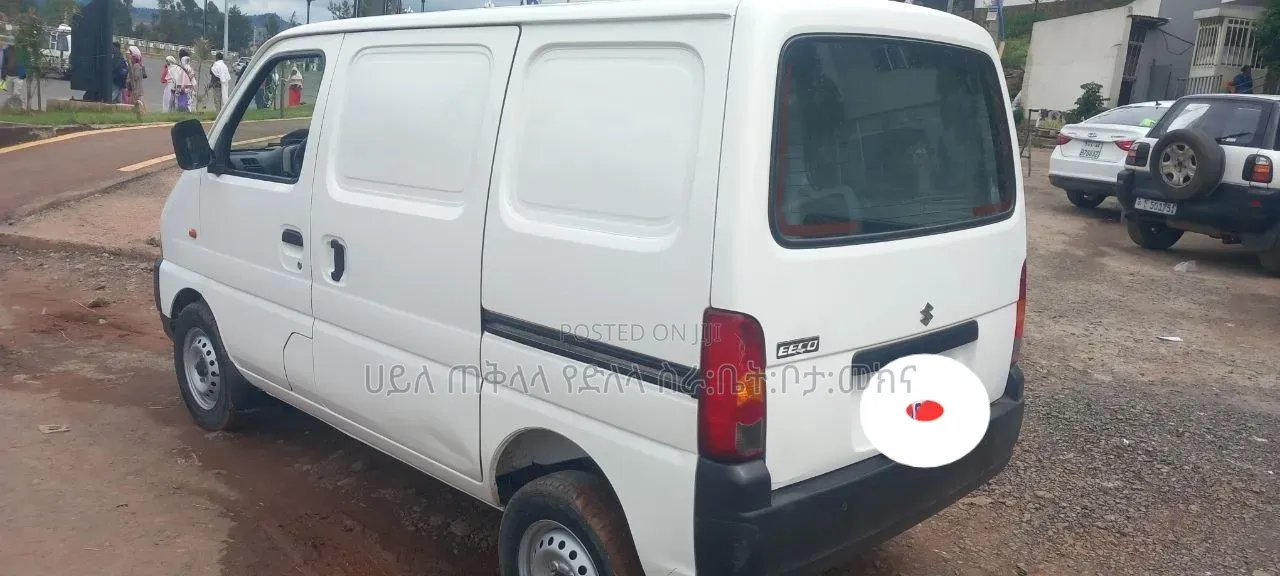 Suzuki Eeco 2024 White
