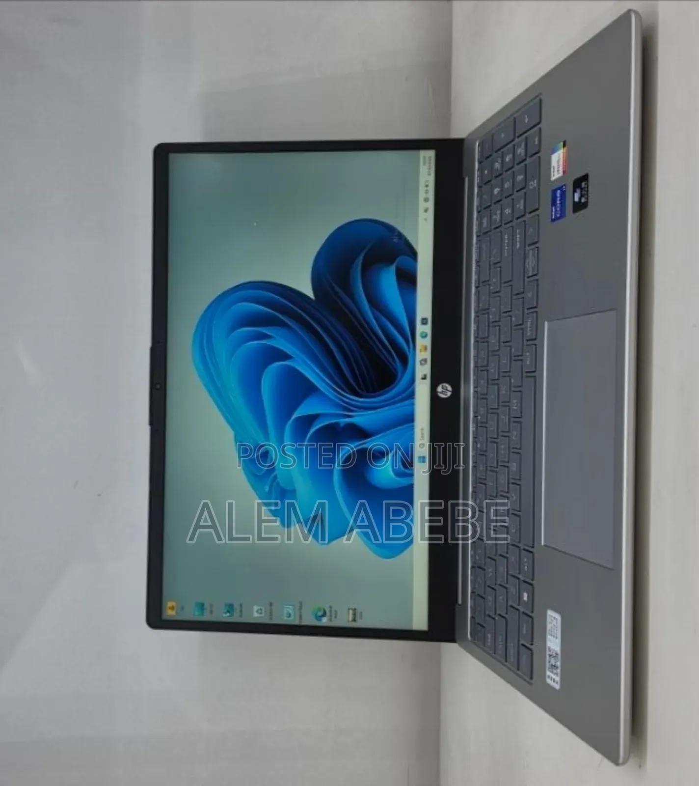 New Laptop HP Stream Notebook 16GB Intel Core i7 SSD 512GB