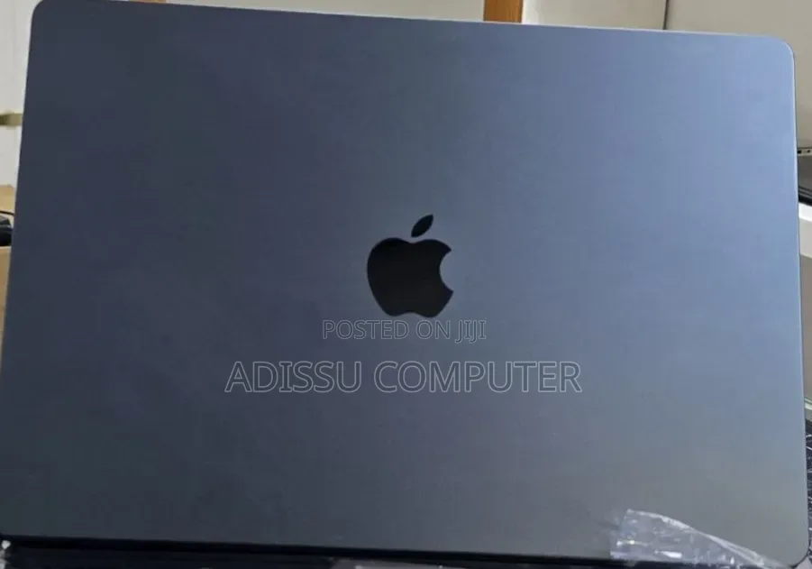 New Laptop Apple MacBook Air 2026 M5 16GB Apple M5 SSD 512GB