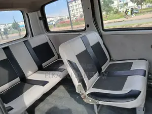 Bus 2012 Silver