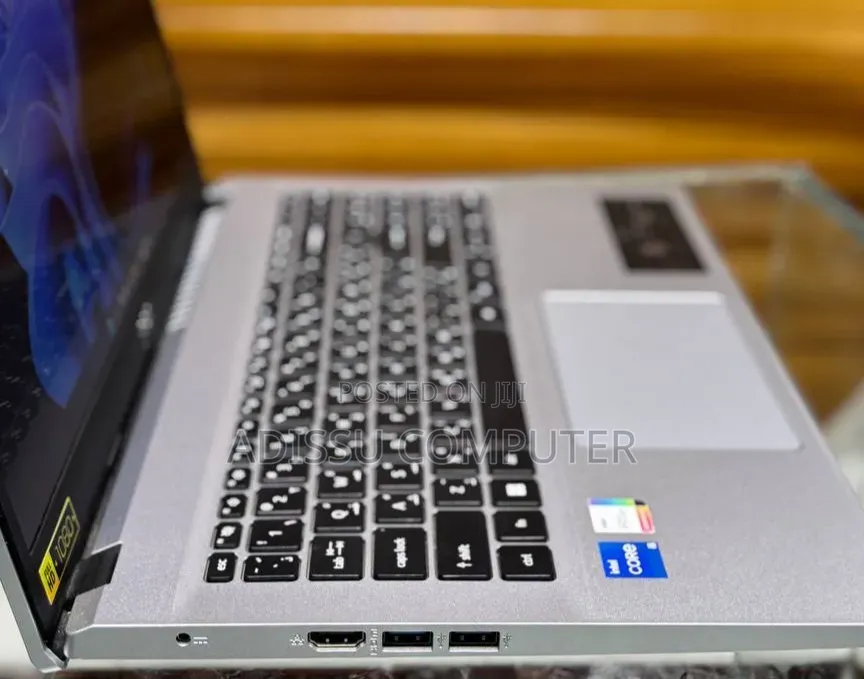 New Laptop Acer Aspire 3 8GB Intel Core i5 SSD 512GB
