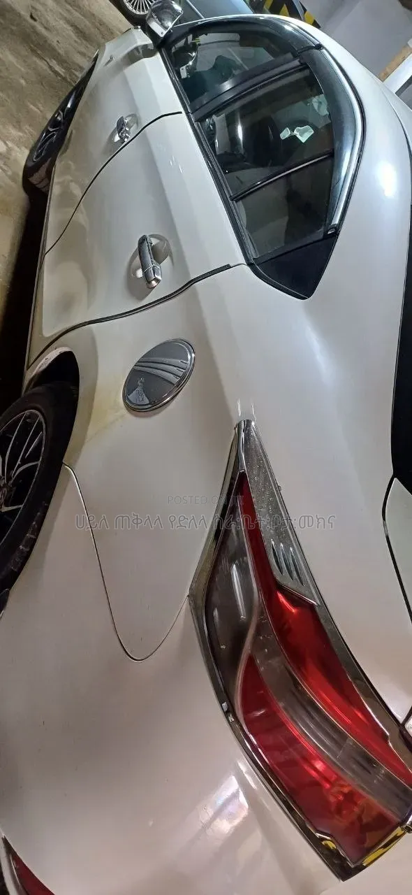 Toyota Yaris 2014 White