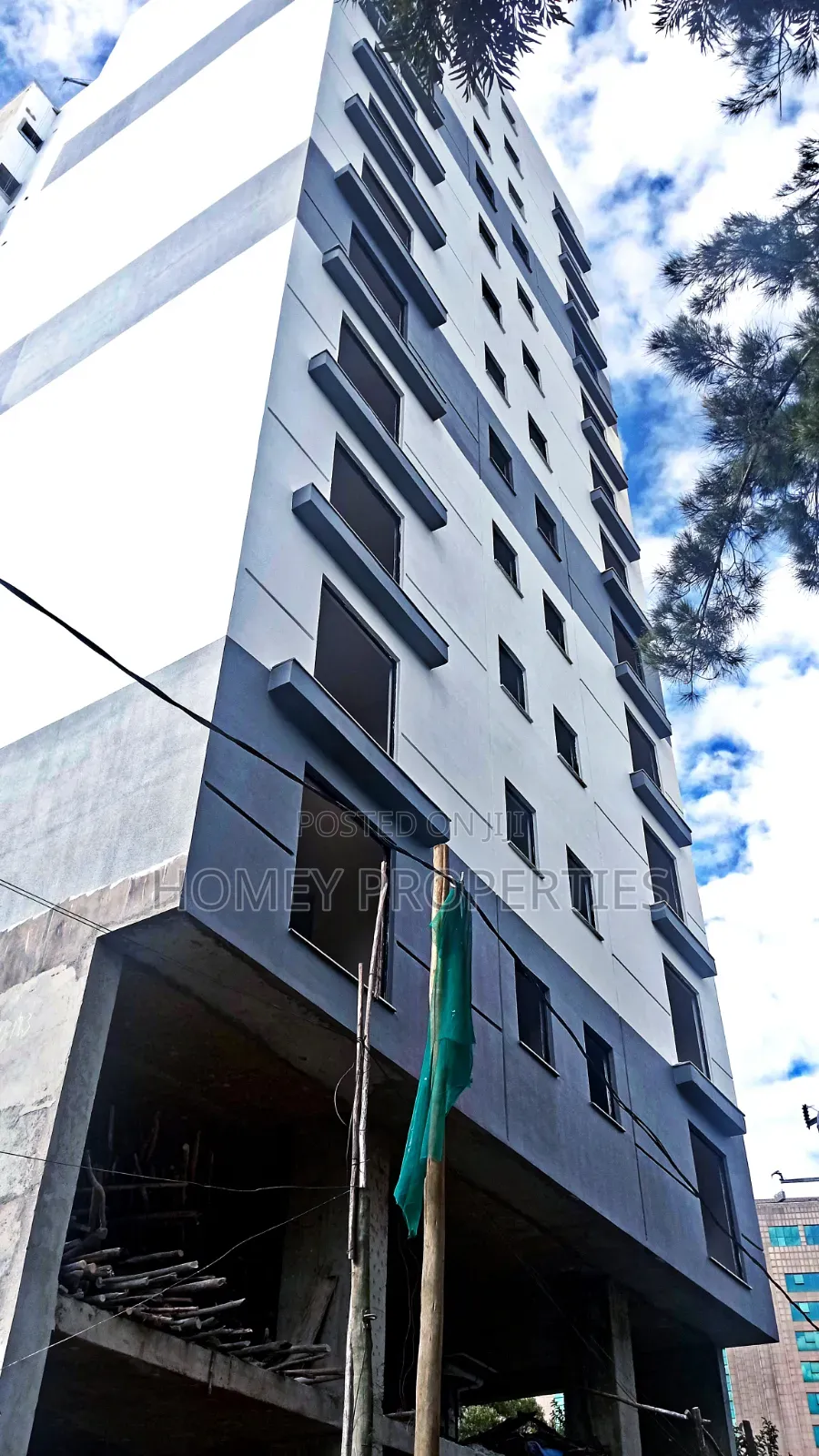 2bdrm Apartment in አፍሪሆምስ, Kirkos for sale