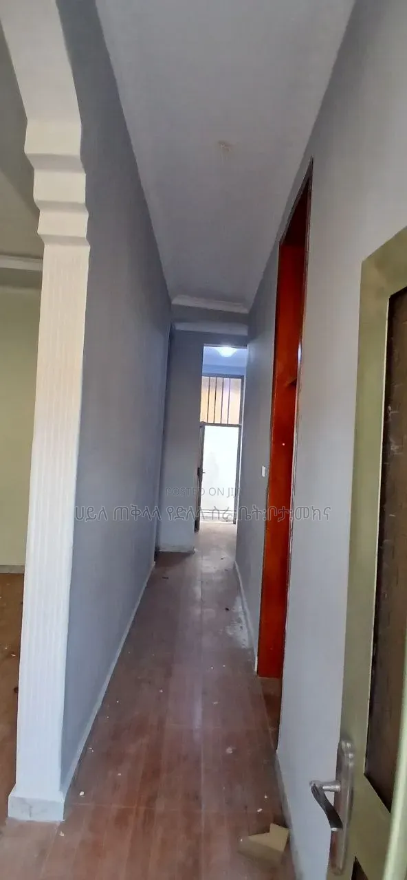 Furnished 4bdrm Villa in ሰንዳፋ ከተማ, Oromia-Finfinne for sale