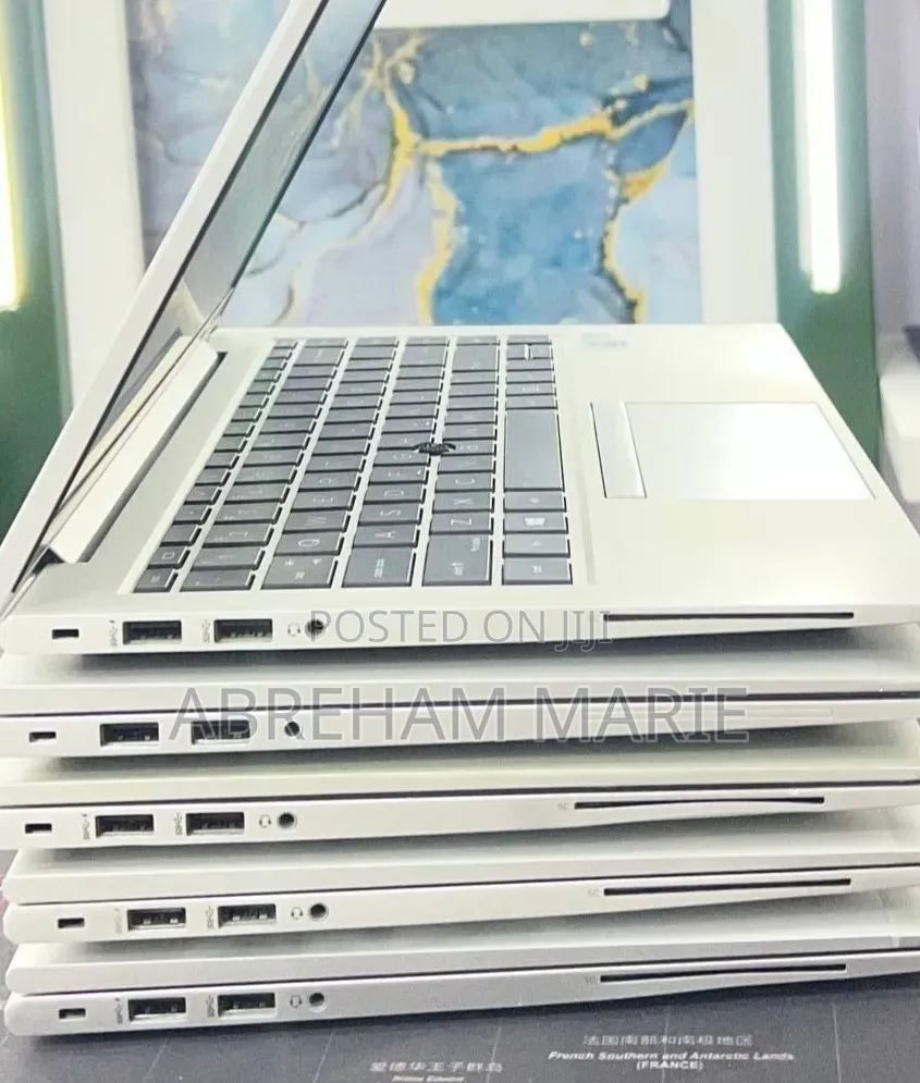 New Laptop HP EliteBook 830 G8 16GB Intel Core i7 SSD 512GB