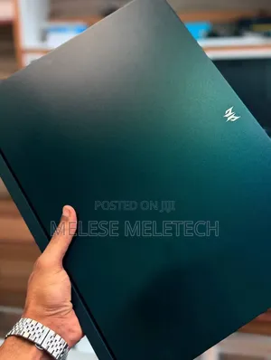 New Laptop Acer Predator 17 32GB Intel Core i9 SSHD (Hybrid) 1T