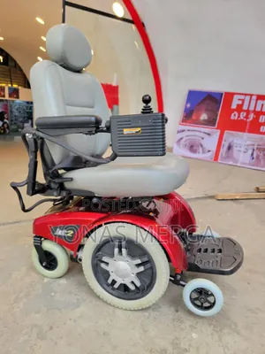 Electronic Wheelchair~曲power-Pride Jet 2 Mobility Power Chair. Nice