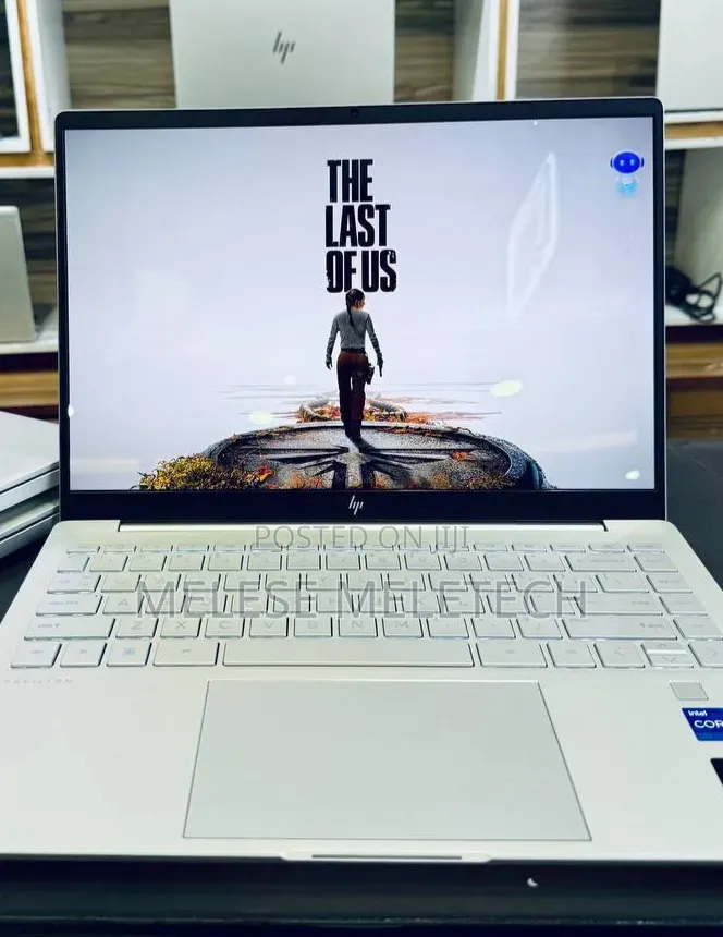New Laptop HP Pavilion 14 16GB Intel Core i7 SSD 1T