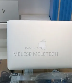 Laptop Apple MacBook Air 2012 4GB Intel Core i5 SSD 128GB