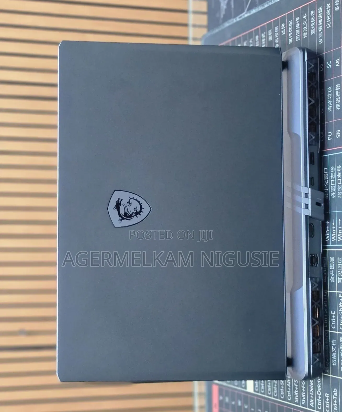 New Laptop MSI Vector 16 HX AI A2XWIG 32GB Intel Core i9 SSD 1T