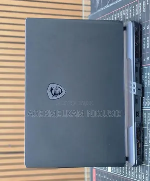New Laptop MSI Vector 16 HX AI A2XWIG 32GB Intel Core i9 SSD 1T