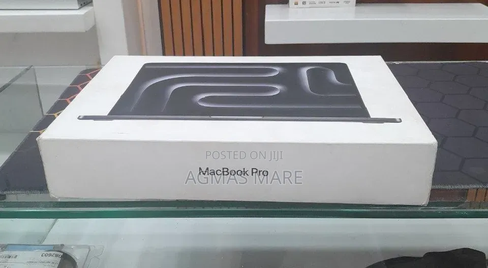 New Laptop Apple MacBook Pro 2026 M5 Max 36GB Apple M5 Max SSD 2T