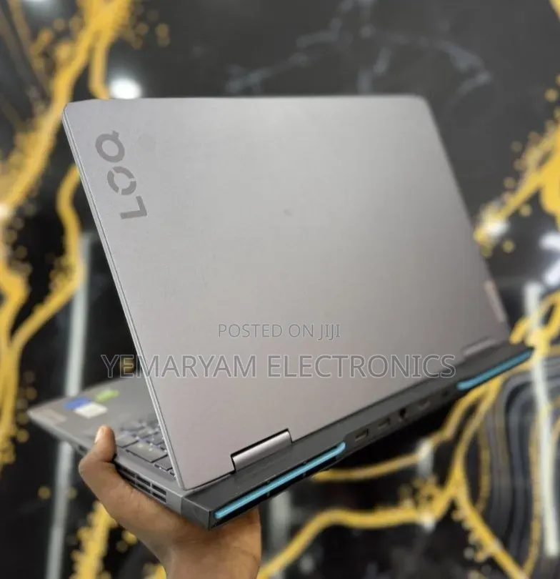 New Laptop Lenovo LOQ 15IRH8 16GB Intel Core i5 SSD 512GB