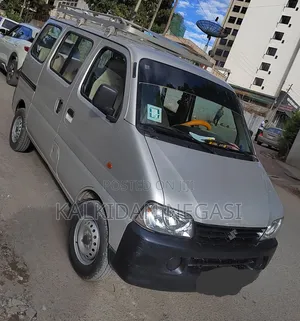 Suzuki Eeco 2025 Silver