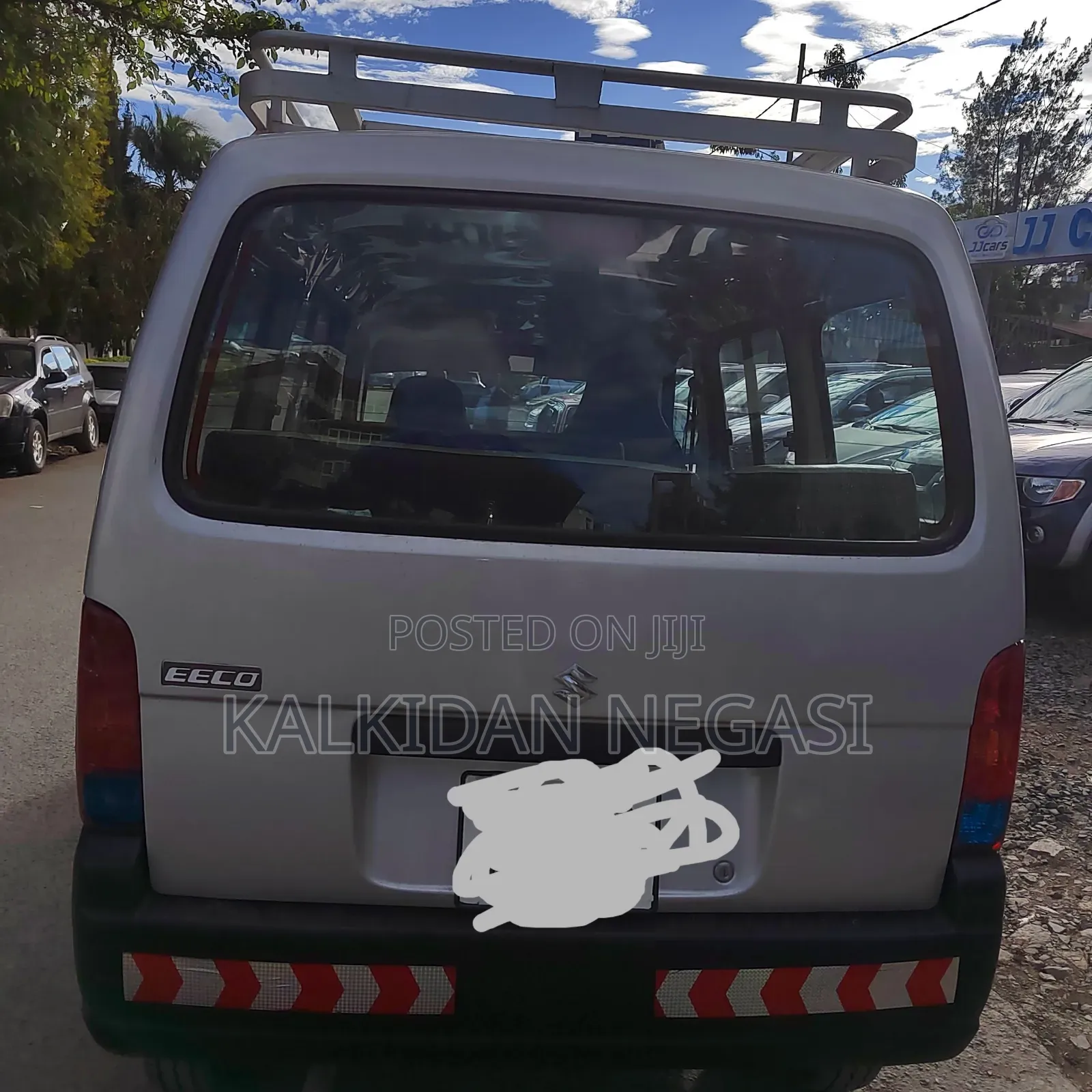 Suzuki Eeco 2025 Silver