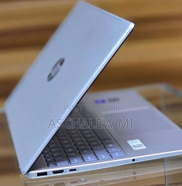 New Laptop HP Stream Notebook 16GB Intel Core i7 SSD 1T