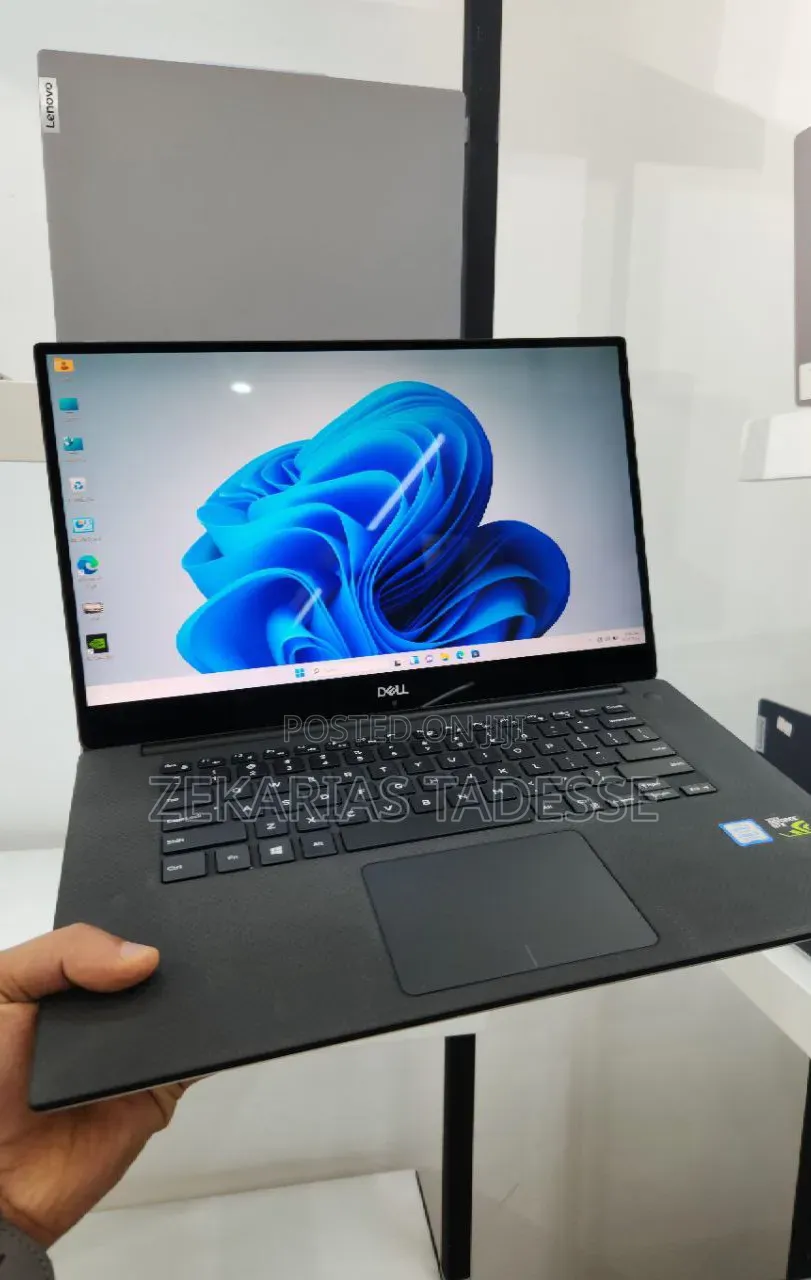 New Laptop Dell XPS 13 16GB Intel Core i7 SSD 512GB