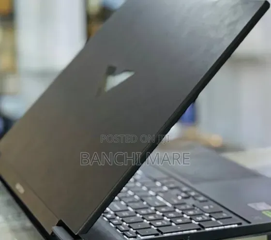 New Laptop HP Victus 15 16GB Intel Core i5 SSD 512GB
