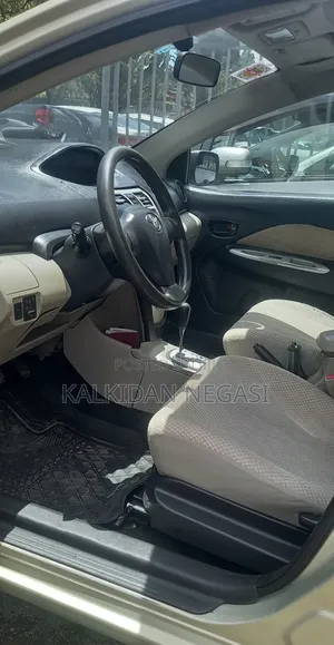 Toyota Yaris 2007 Yellow