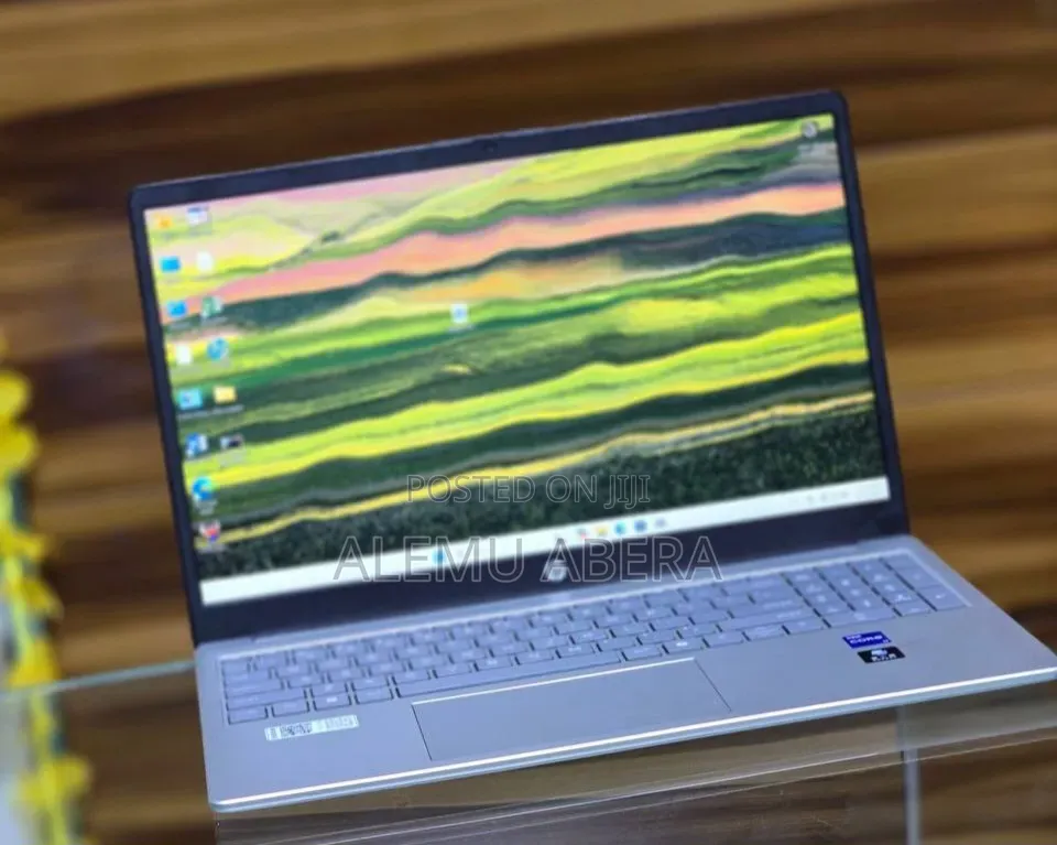 New Laptop HP Stream Notebook 16GB Intel Core i7 SSD 1T