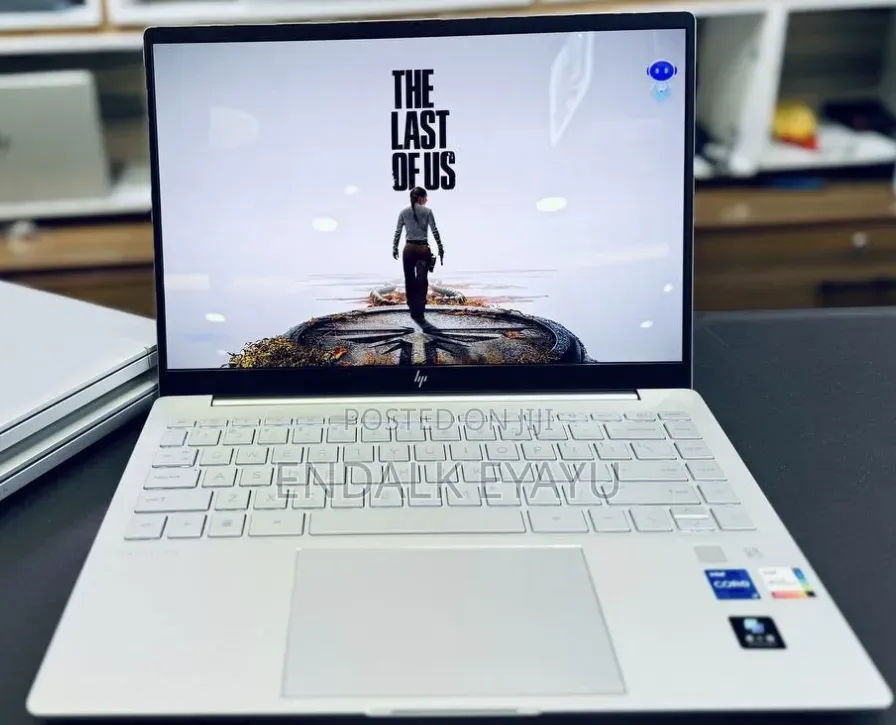 New Laptop HP Pavilion 14 16GB Intel Core i7 SSD 1T
