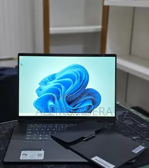 New Laptop HP OmniBook X Flip 16" 16GB Intel Core Ultra 7 SSD 1T