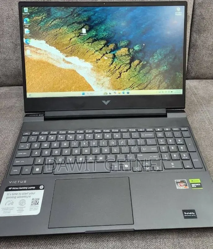 New Laptop HP Victus 15 16GB AMD Ryzen 7 SSD 1T