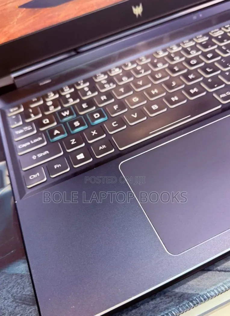 New Laptop Acer Predator Helios 300 16GB Intel Core i7 SSD 512GB