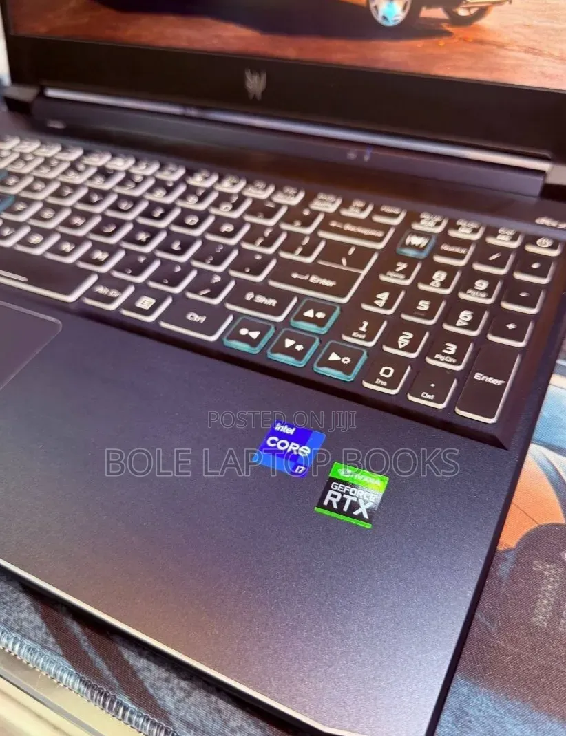 New Laptop Acer Predator Helios 300 16GB Intel Core i7 SSD 512GB