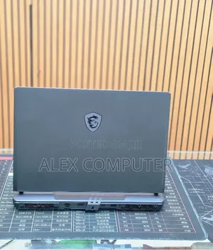 New Laptop MSI Vector GP68 HX 13V 16GB Intel Core i9 SSD 1T