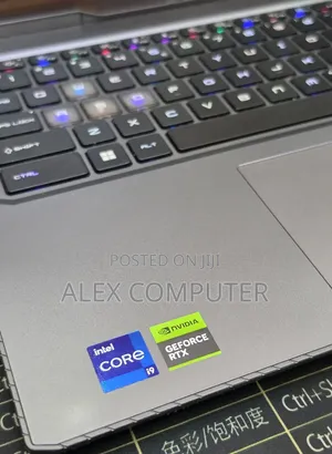 New Laptop MSI Vector GP68 HX 13V 16GB Intel Core i9 SSD 1T