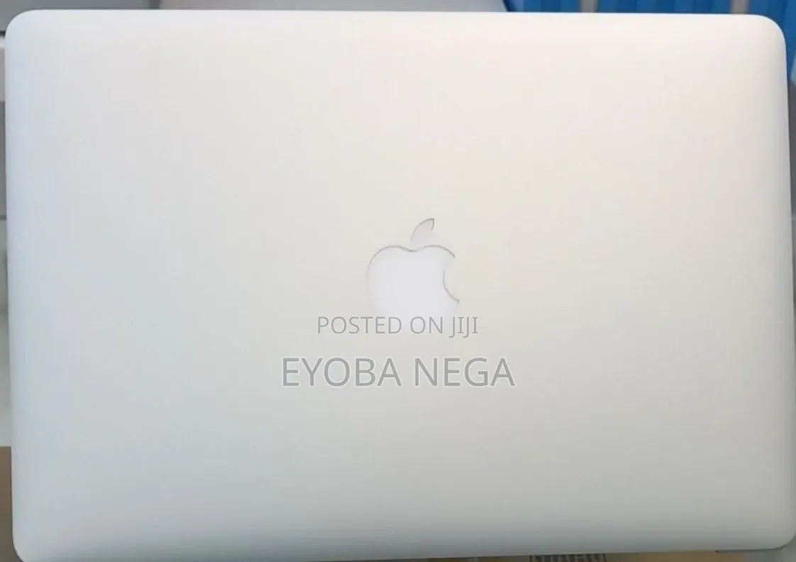 Laptop Apple MacBook Air 2012 4GB Intel Core i5 SSD 128GB