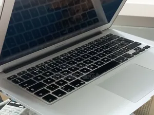 Laptop Apple MacBook Air 2012 4GB Intel Core i5 SSD 128GB