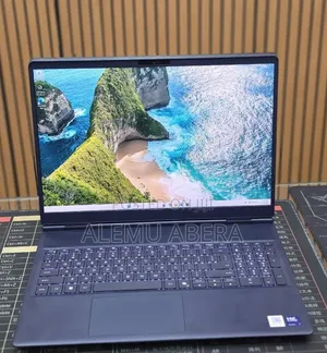 New Laptop Dell Allienware M18 R1 16GB Intel Core Ultra 7 SSD 1T
