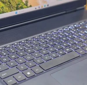 New Laptop Dell Allienware M18 R1 16GB Intel Core Ultra 7 SSD 1T