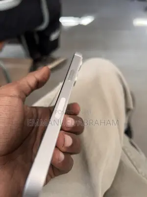 Apple iPhone 13 128 GB White