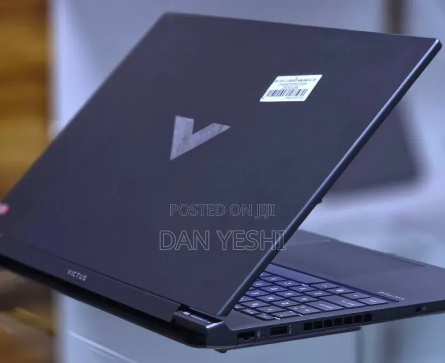New Laptop HP Victus 15 16GB Intel Core i7 SSD 512GB