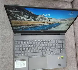 New Laptop HP Victus 15 16GB AMD Ryzen 7 SSD 1T
