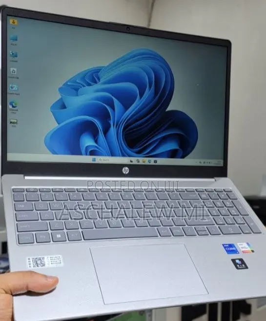New Laptop HP Stream Notebook 16GB Intel Core i7 SSD 1T
