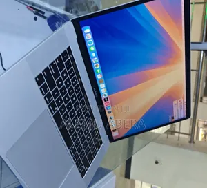 New Laptop Apple MacBook Pro 2019 16GB Intel Core i9 SSD 512GB