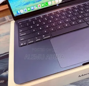 New Laptop Apple MacBook Air 2025 M4 16GB Apple M4 SSD 256GB