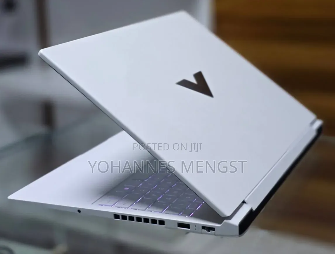 New Laptop HP Victus 16 16GB AMD Ryzen 7 SSD 1T