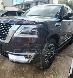Nissan Patrol 2017 Matt Black