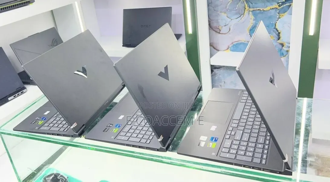New Laptop HP Victus 16 16GB Intel Core i7 SSD 1T