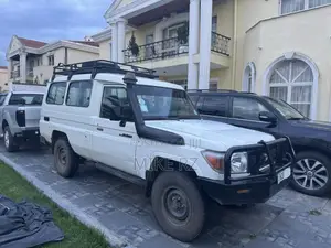 Toyota Land Cruiser 76 Series 2011 White