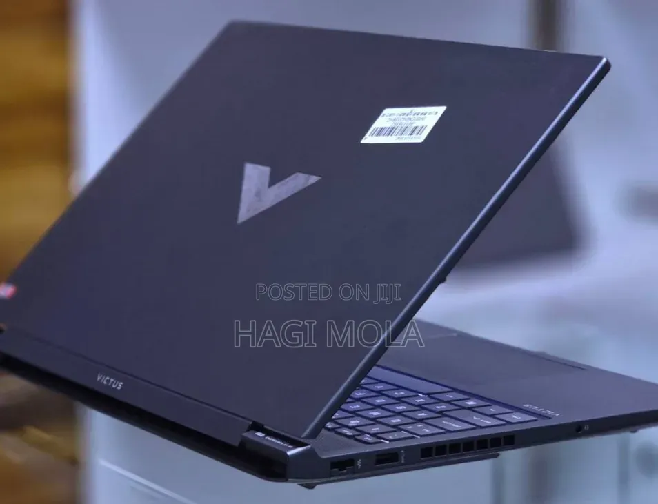 New Laptop HP Victus 16 16GB Intel Core i7 SSD 512GB