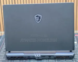 New Laptop MSI 32GB Intel Core i9 SSD 1T