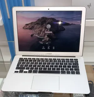 New Laptop Apple MacBook Air 2012 4GB Intel Core i7 SSD 128GB