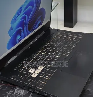 New Laptop Asus TUF Gaming F15 16GB Intel Core i7 SSD 512GB