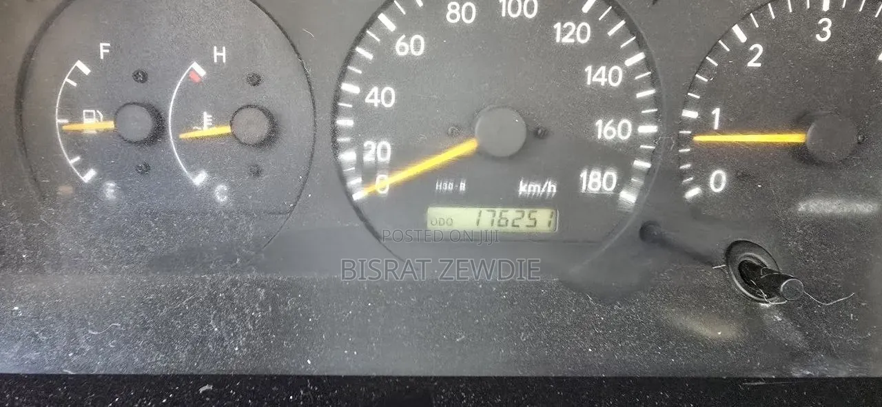 Toyota Alphard 2008